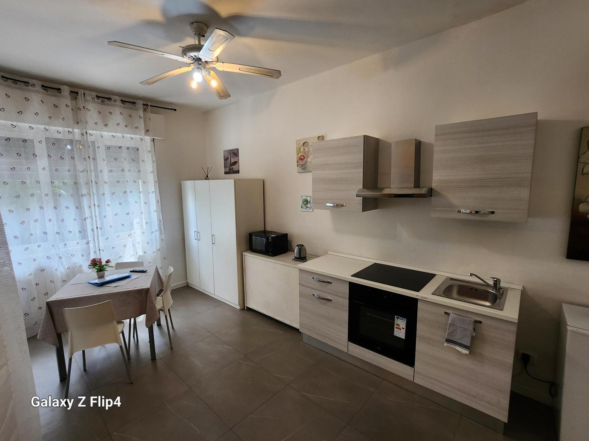 Hb Appartamenti In Centro Bergamo Kültér fotó